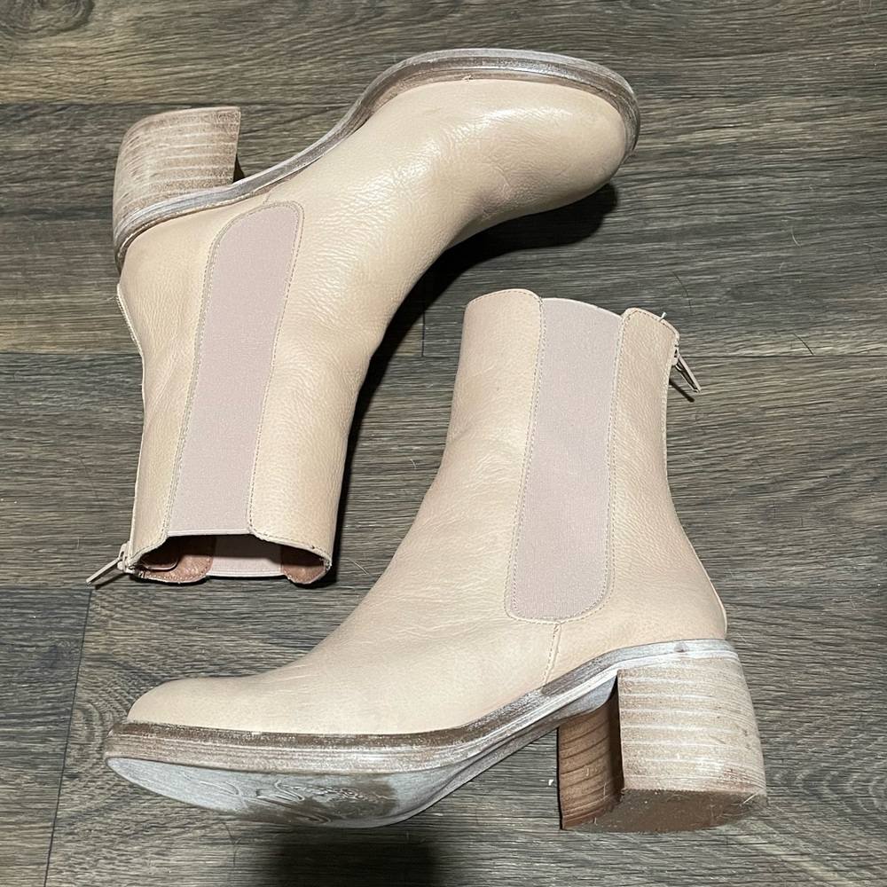 Free People Essential Chelsea Boot
